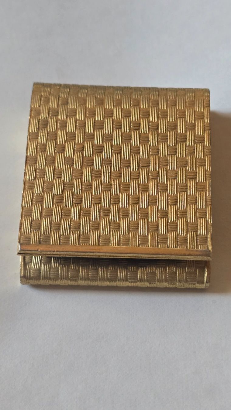 Autres tabacs: Zündholz Etui goldfarben antik – D'occasion à Duebendorf par Dguguseli