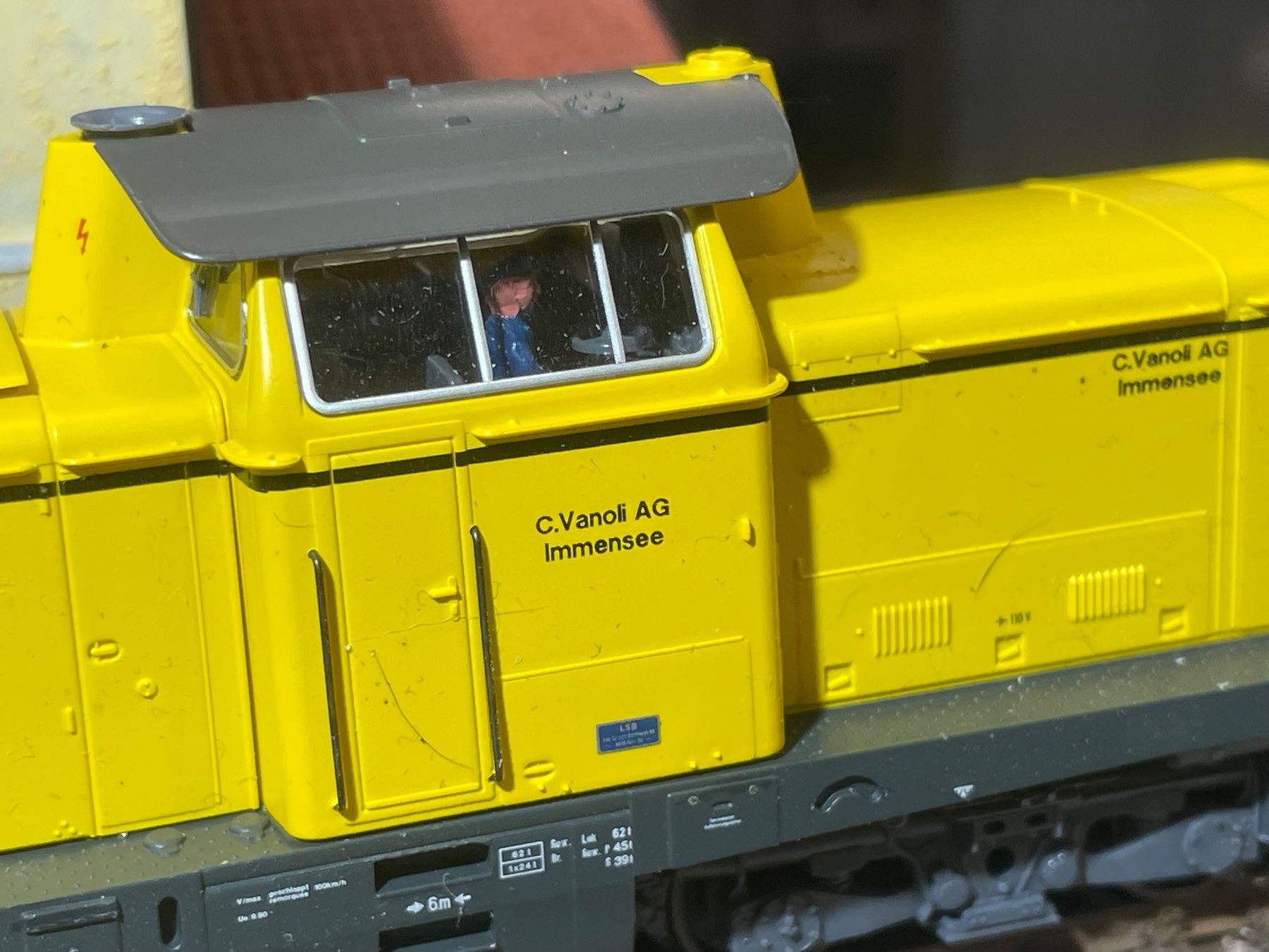 Born Modellini di ferrovie: Born, Vanoli Rangierlok – Nuovo e nell'imballaggio originale da Krummenau venduto da ferrotech 4