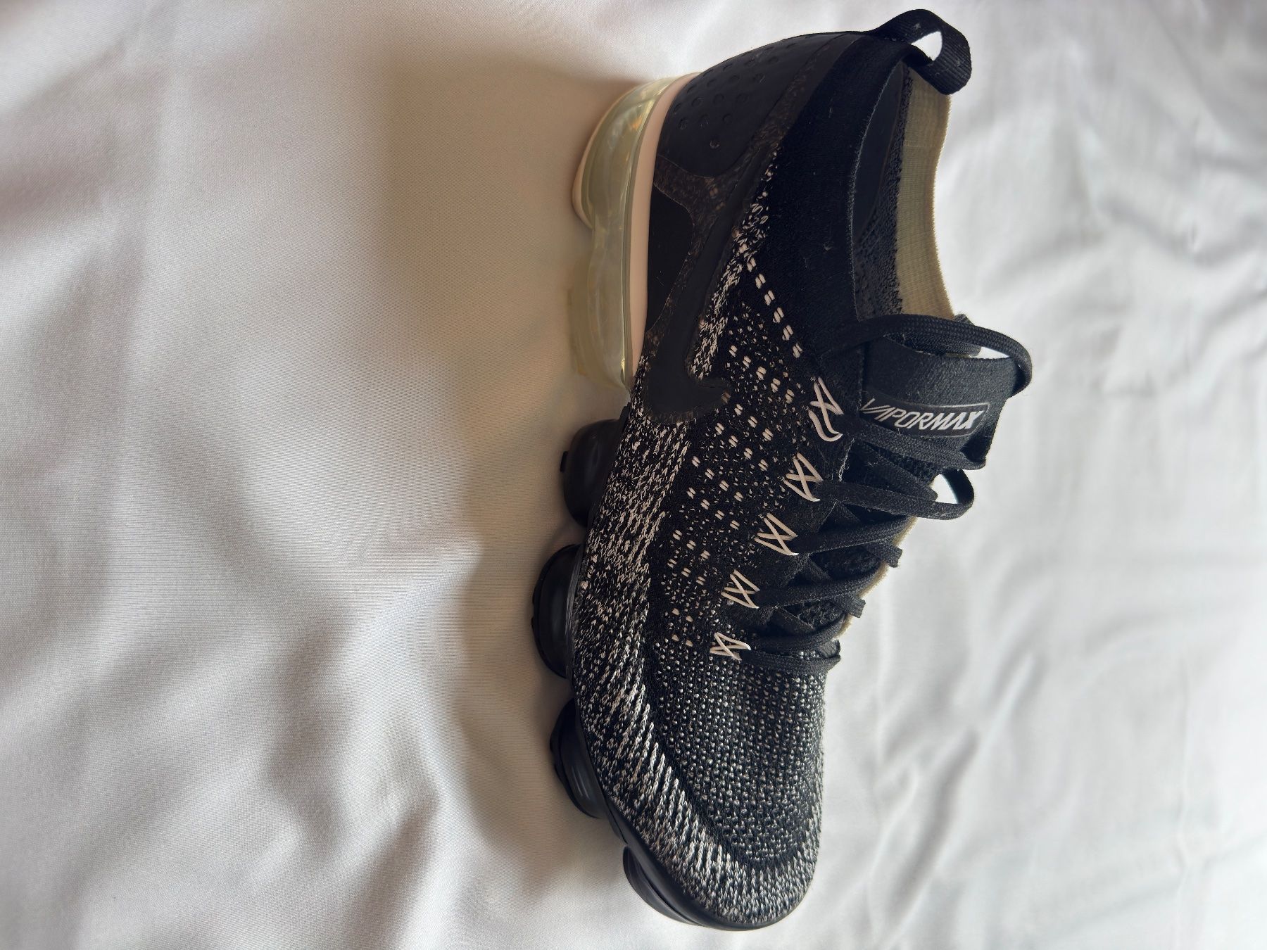 Nike Scarpe da uomo: Nike Vapormax 2 Flyknit Orca limited edition – Nuovo (secondo la descrizione) da Zürich venduto da jls_tqc2 5