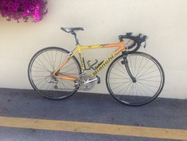 Vélo de course Bianchi modèle SR, occasion