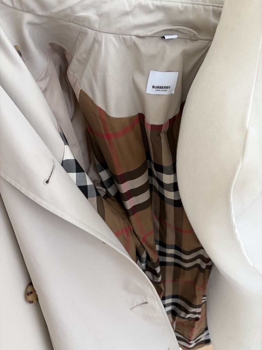 Burberry Cappotti: BURBERRY Trenchcoat Gr.42 NP1800,- – Nuovo (secondo la descrizione) da Degersheim venduto da Starkigel 4