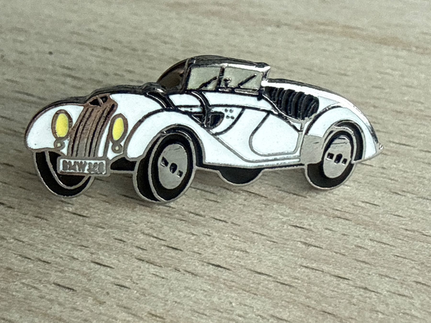 Placchette & Badge: Pin Oldtimer – Usato da Glattbrugg venduto da Schweigmatt