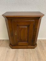 Vintage Biedermeier Beistellschränkchen aus Nussbaum
