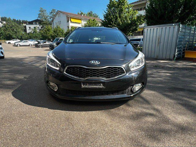 Kia Autos: KIA Ceed 1.6 GDI Kombi  manuel – Gebraucht aus Oberriet SG von jeepv8 3