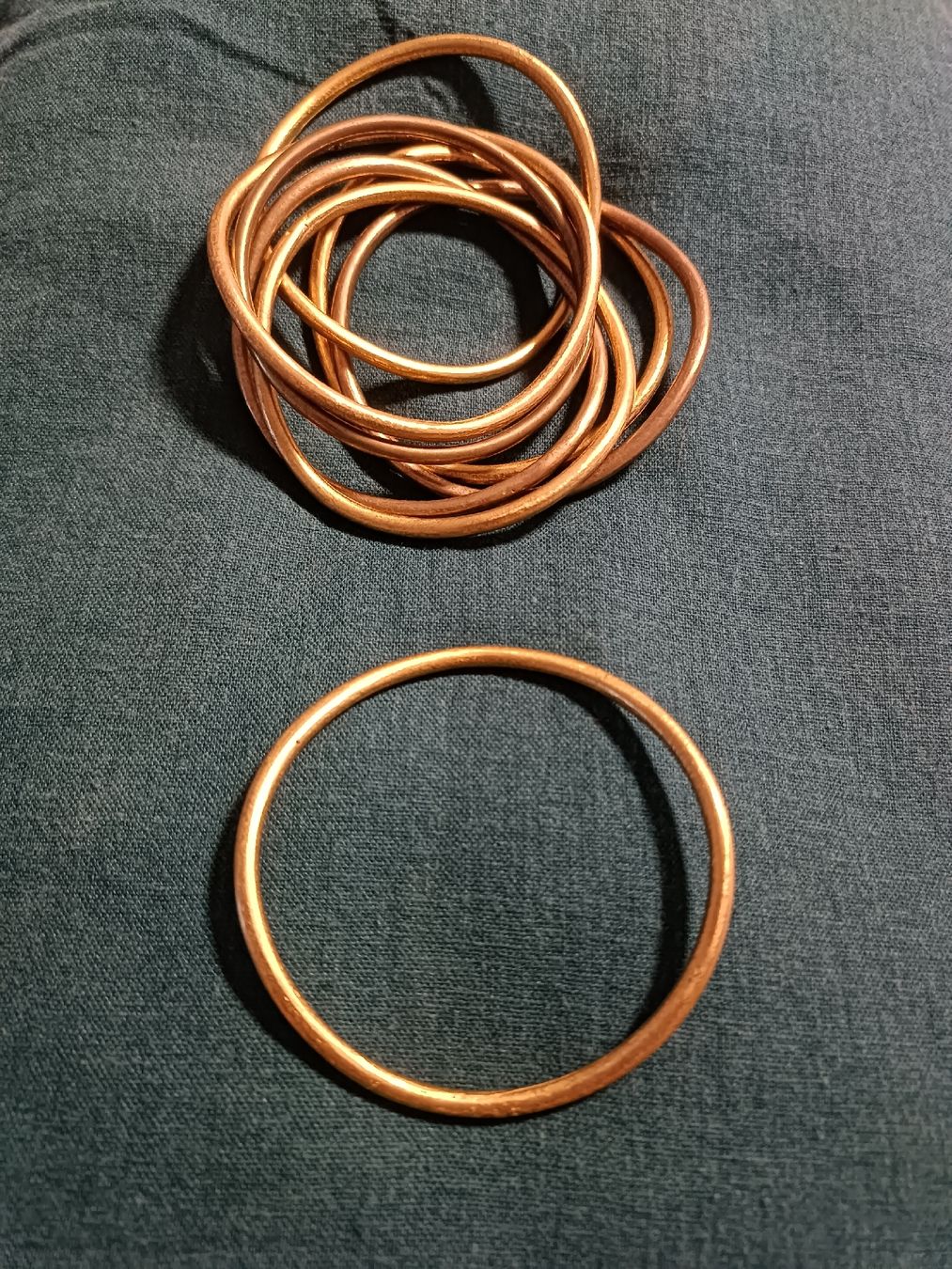 Bracciali & Braccialetti: Braccialetti rigidi in ottone - Set di 8 – Usato da Bellinzona venduto da JasIvo 1