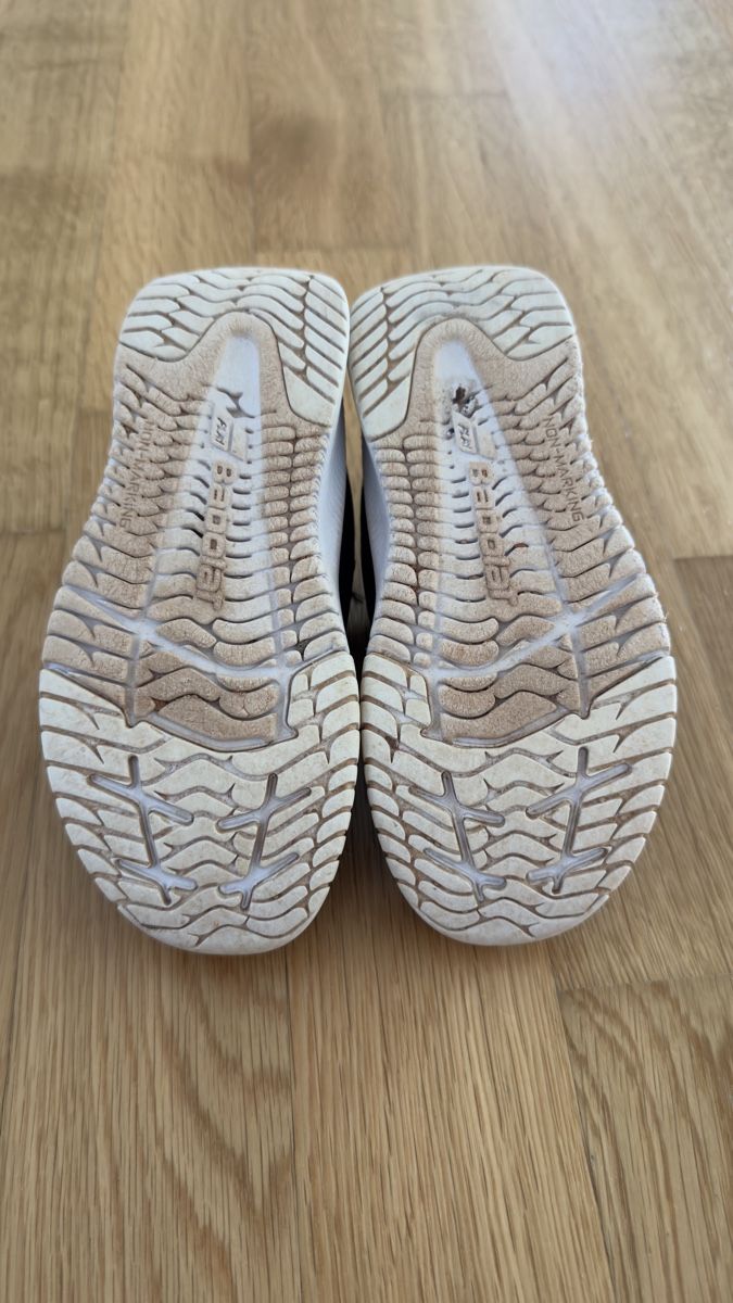 Schuhe für Jungen: Babolat Kinder Tennisschuhe  – Gebraucht aus Wädenswil von fabtastic 1