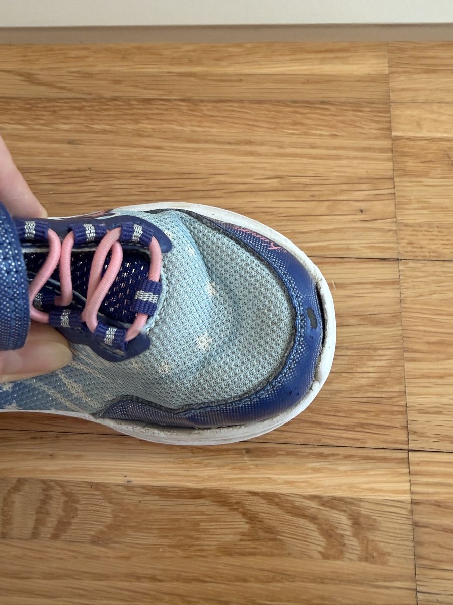 Schuhe für Mädchen: Kangaroos Kinderschuhe, Grösse 26 mit Licht. – Gebraucht aus Sursee von Ele_t6pb 4