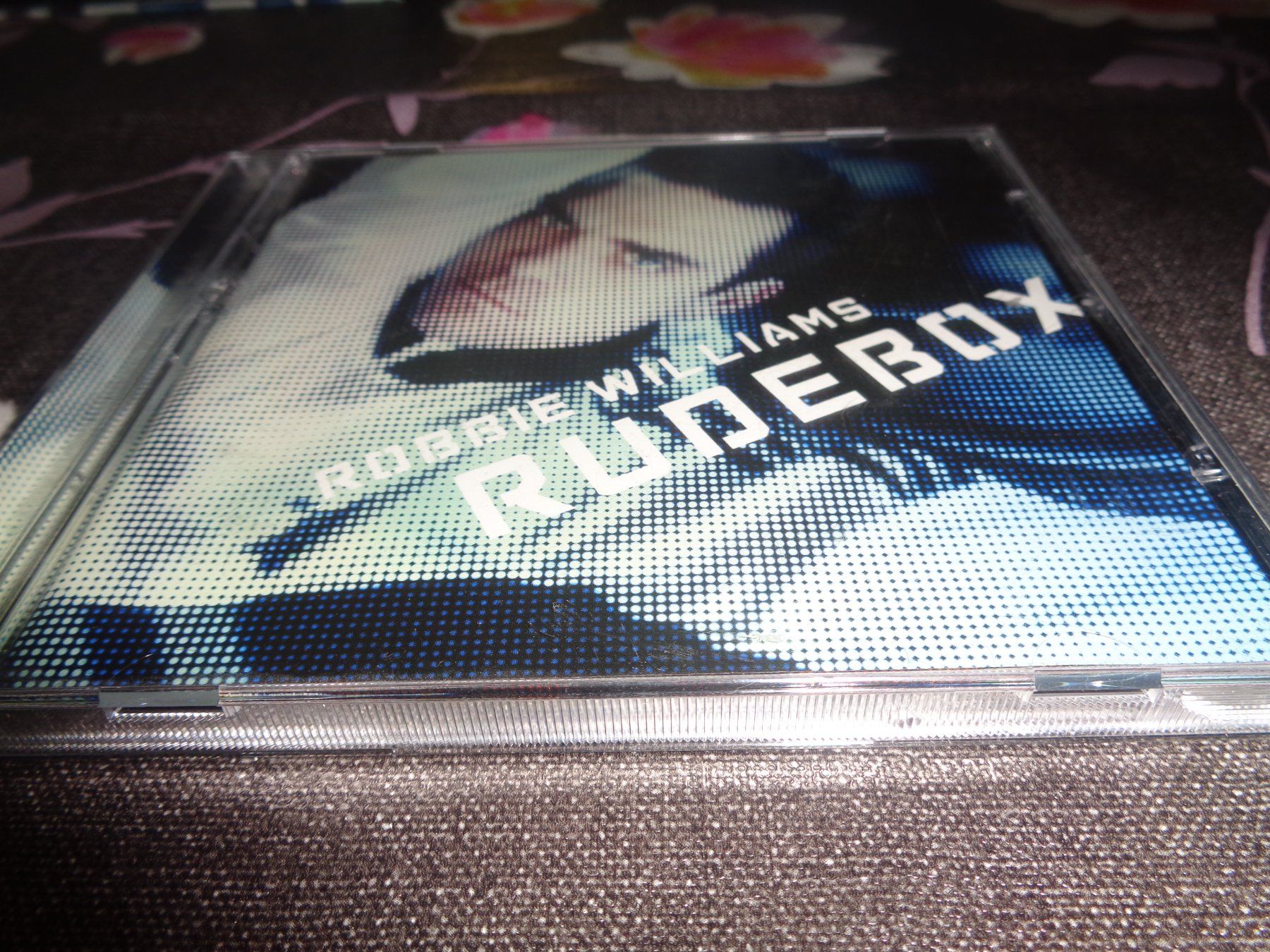 CD: Robbie Williams - Rudebox CD – Usato da Olten venduto da Disc-Ausverkauf