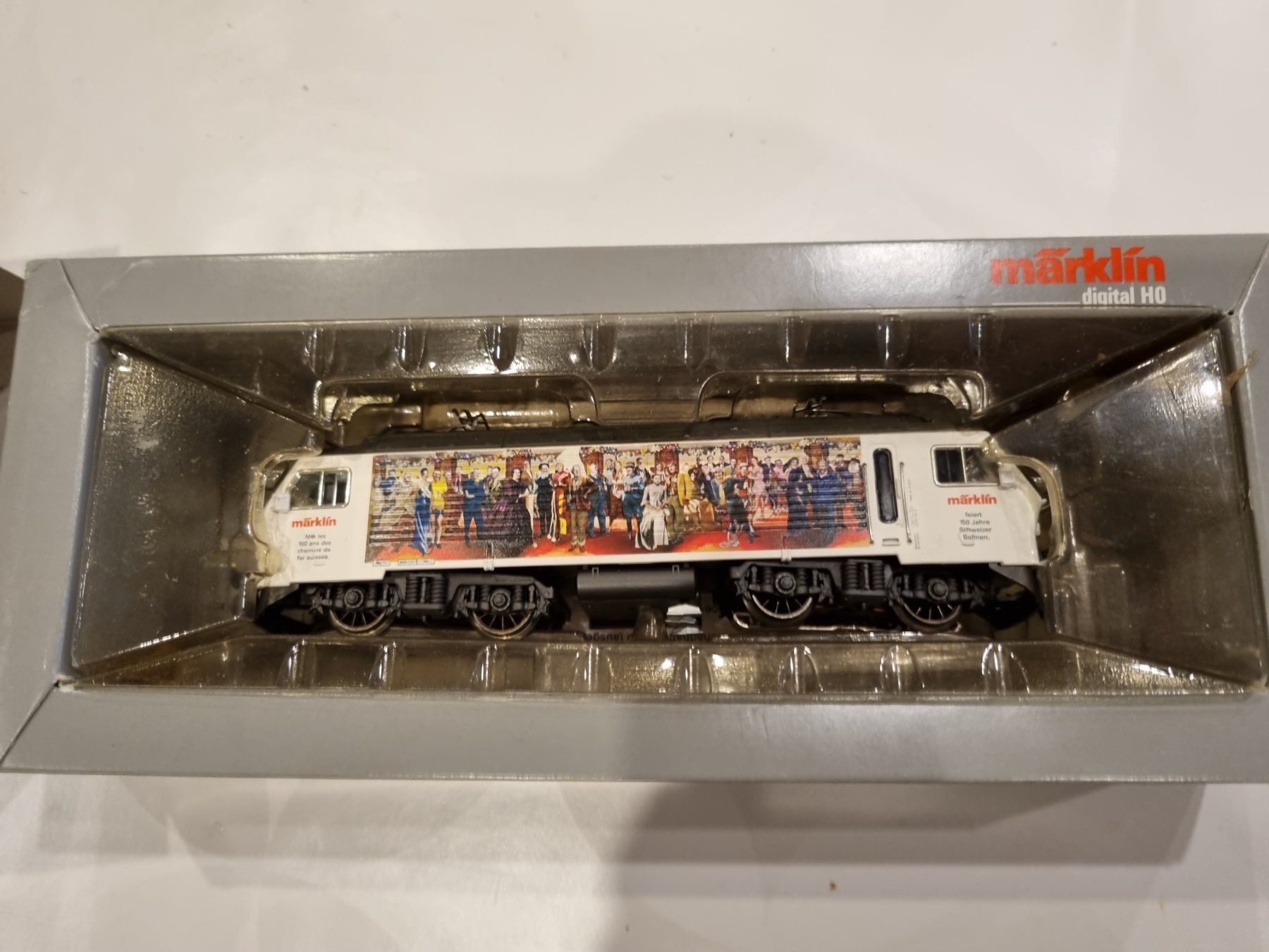 Märklin Modelleisenbahnen: Märklin Digital 37303 - E Lok Serie Re 446 – Neu (gemäss Beschreibung) aus Mauren TG von Defrancesco 4