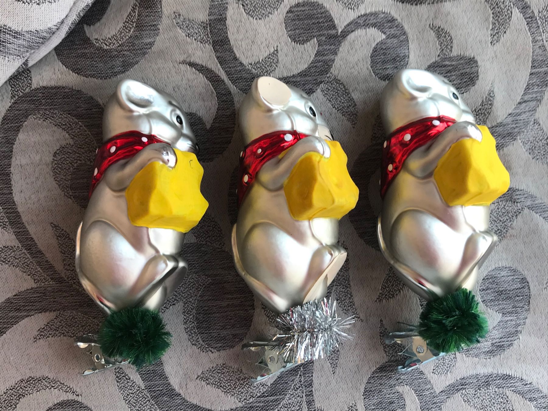 Alle Dekorationen: 3 Mäuse Maus mit Käse Mäuschen Christbaumschmuck – Neu und originalverpackt aus Alpnach Dorf von marvo 5