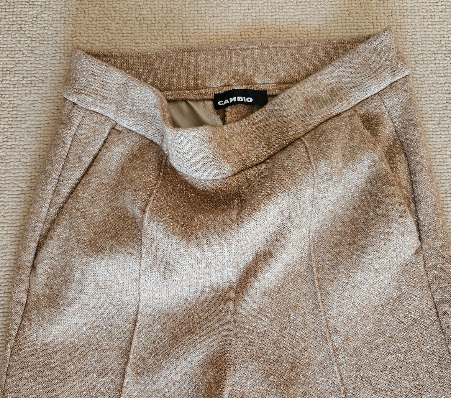 Cambio Pantaloni: Pantalon Cambio – Usato da lausanne venduto da josianemuller 2