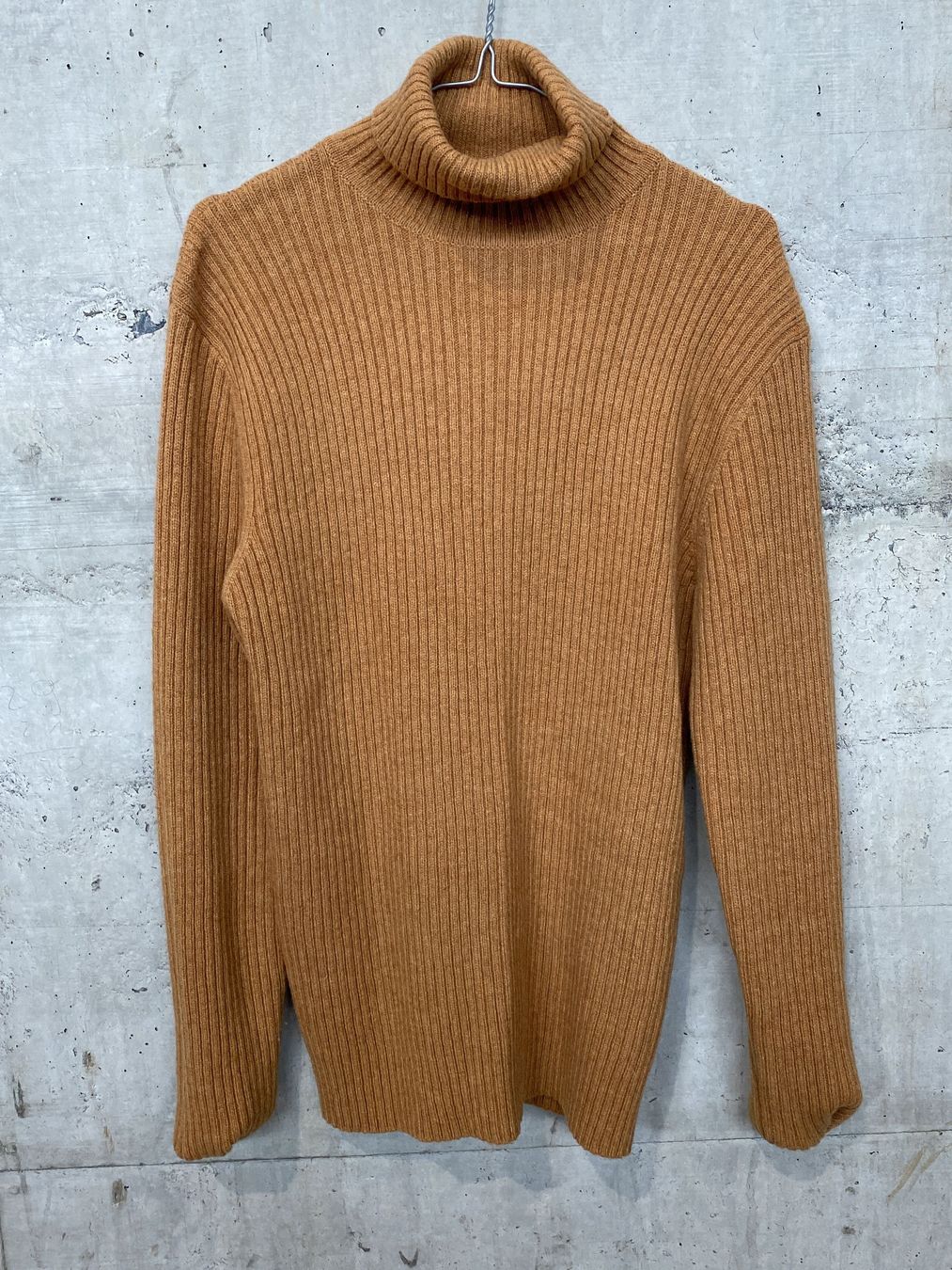 Ralph Lauren Lotti di vestiti: Ralph Lauren RRL Kamelfarbener gerippter Rollkragenpullover – Usato da Zug venduto da vinokilo 1