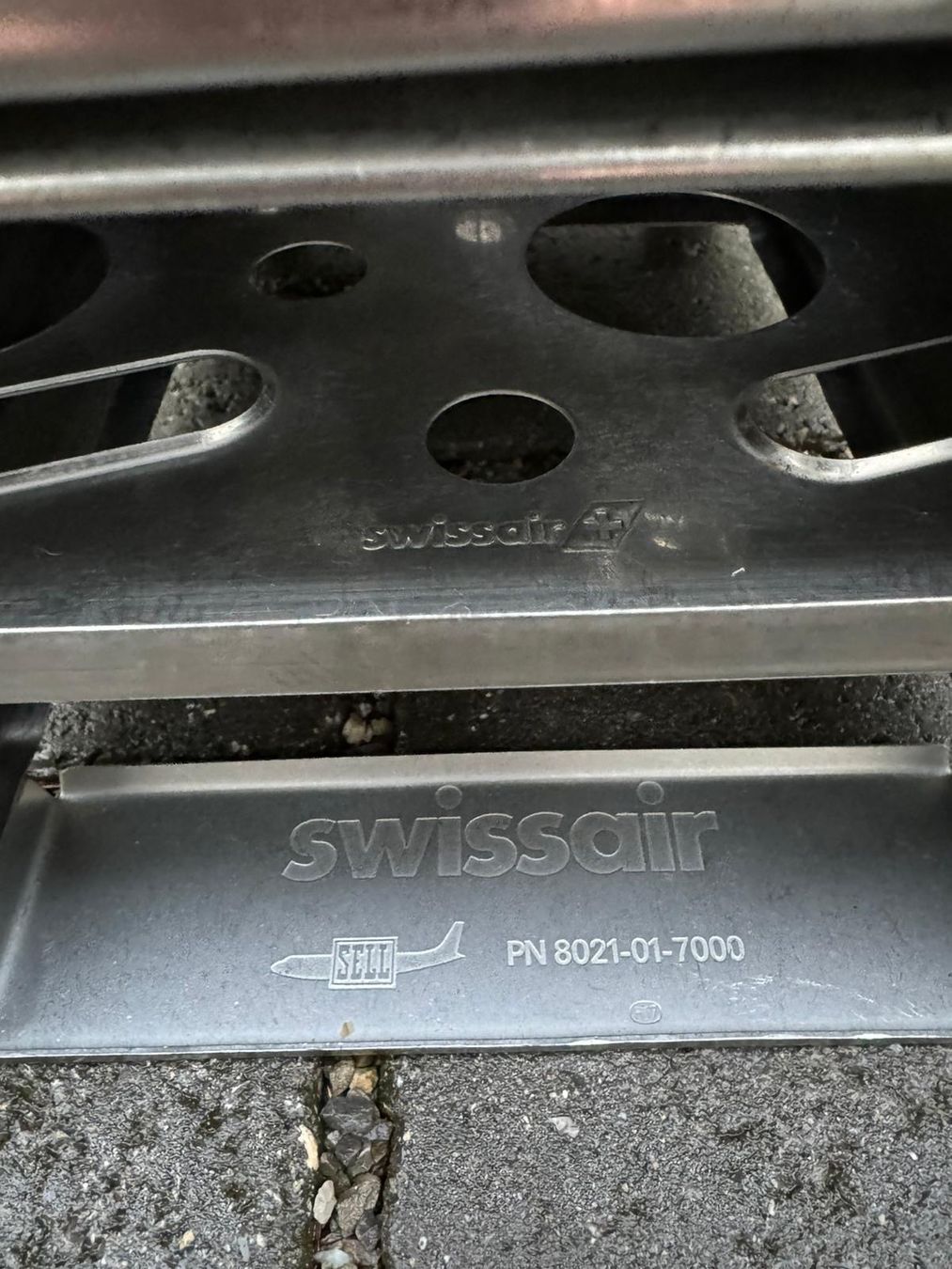 Altri mobili d'antiquariato: Swissair Ofenrechen – Usato da Ostermundigen venduto da airline-trolley 2