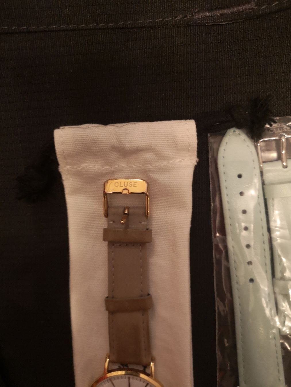 Cluse Uhren: Armbanduhr Marke Cluse – Gebraucht aus Dietikon von aro_mr6l 3
