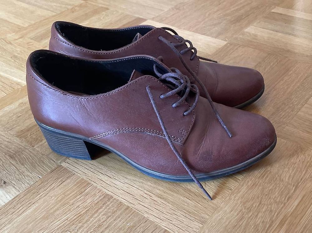 Chaussures femmes: Braune Leder Schuhe – D'occasion à Biel/Bienne par nadi94 1