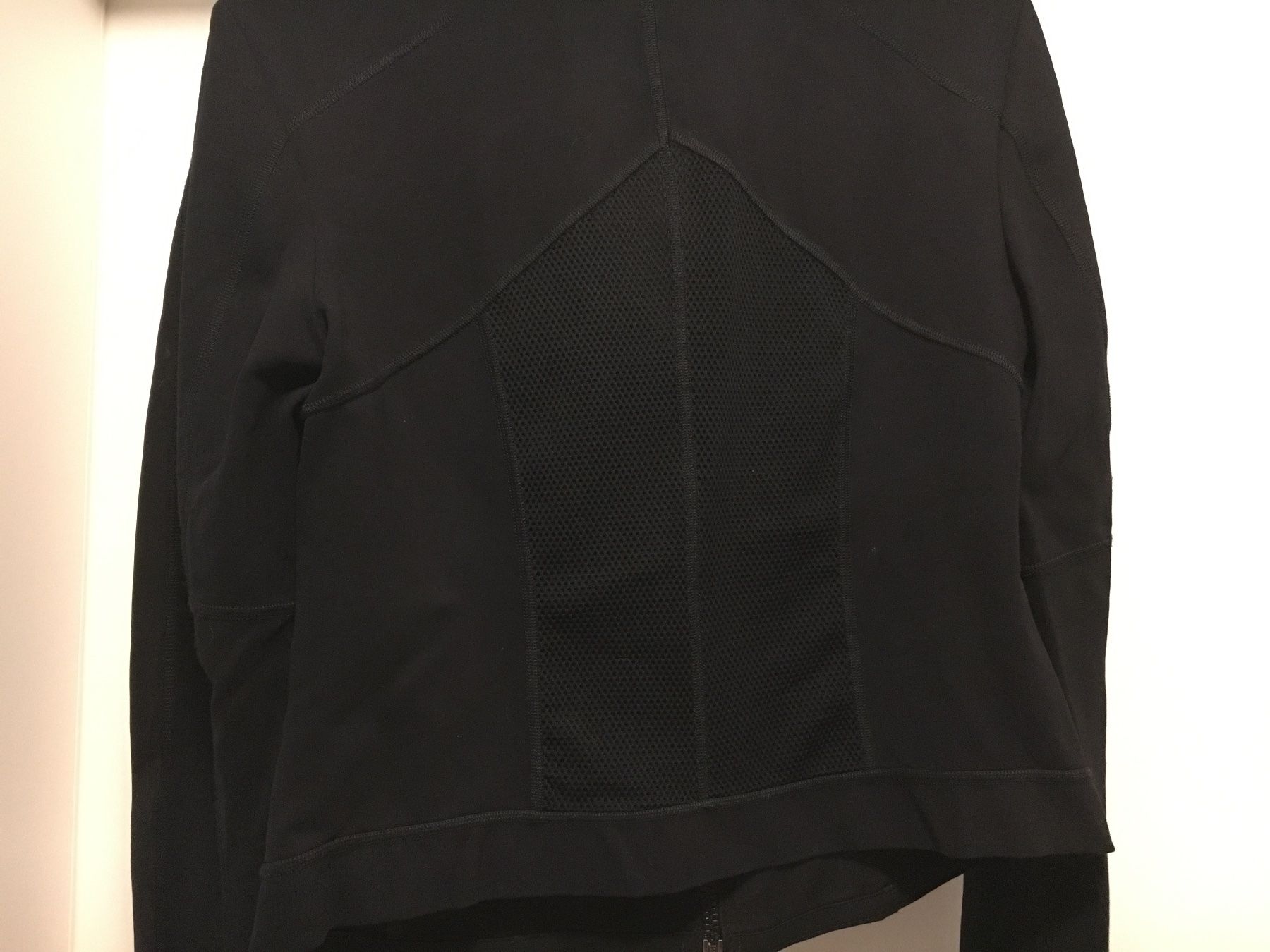 Marc Cain Jacken: Marc Cain Jacke NP 289 Euro – Neu (gemäss Beschreibung) aus Buchs-ZH von Frauenkleidermarkt 7