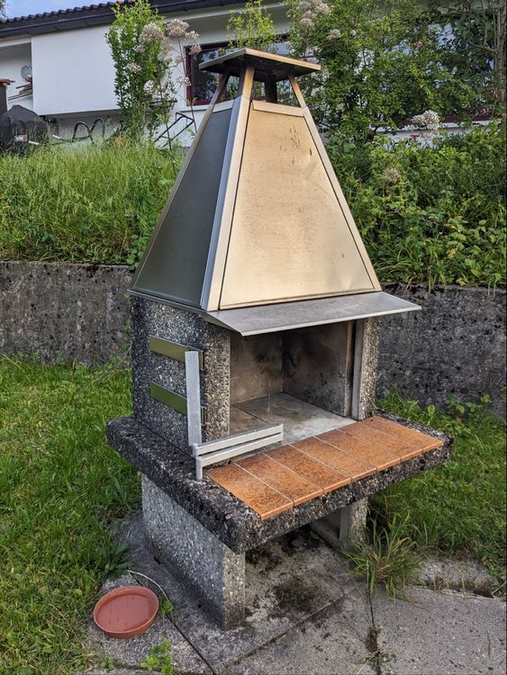 Grill/Cheminée, massiv, aus Stein/Beton Kaufen auf Ricardo