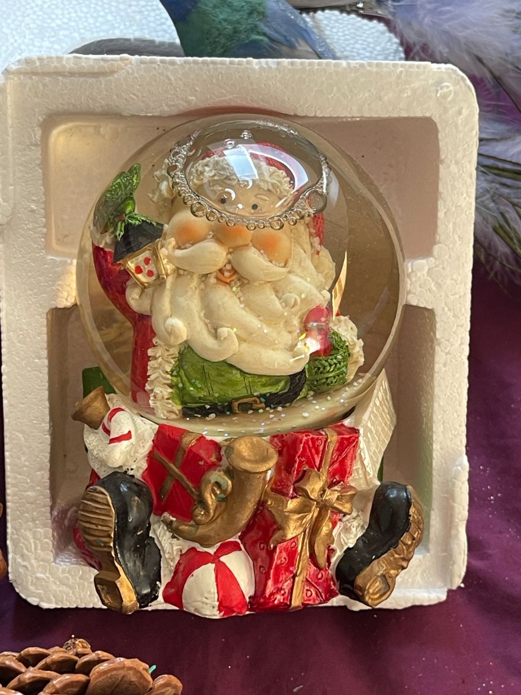 Tutte le decorazioni: Weihnachtsdeko-Set mit Schneekugel & Sternen – Usato da Stadel venduto da Supersaver 1