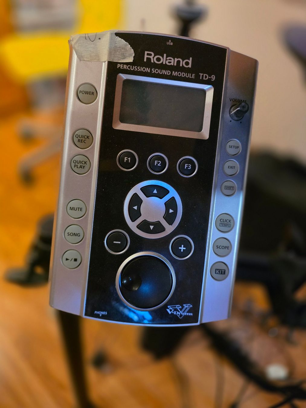 Roland Musikinstrumente: E-Drum Set – Defekt aus Dürrenäsch von Brothertom 1