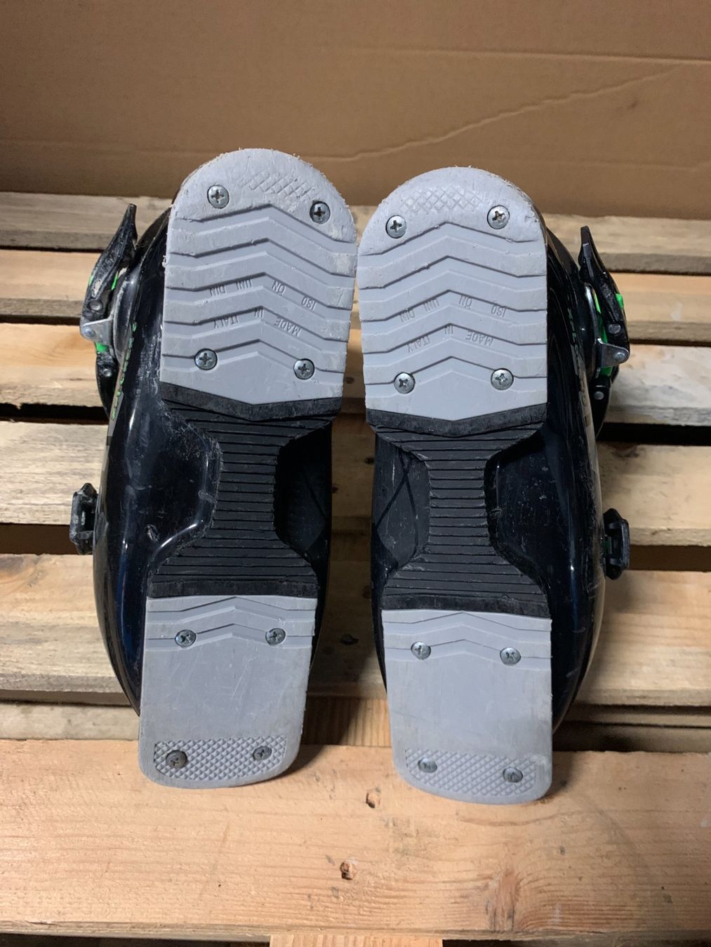 K2 Scarpe per ragazzi: Skischuhe, K2 Xplorer 3, Grösse 37 – Usato da Schwarzsee venduto da Sidecut 3
