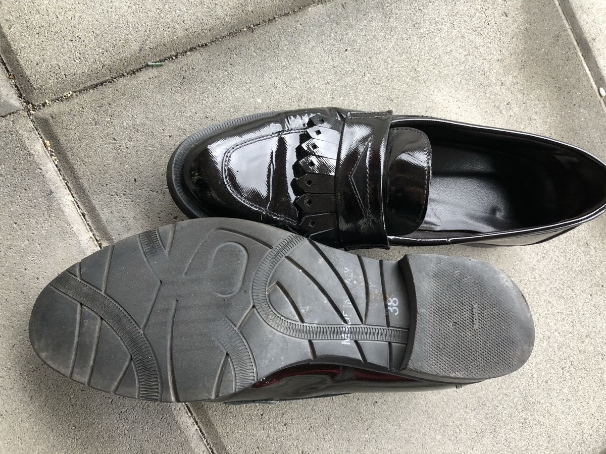 Damenschuhe: Halbschuhe Damen Gr.38 schwarz/dunkelbraun – Gebraucht aus Bonstetten von Audreystyle 5