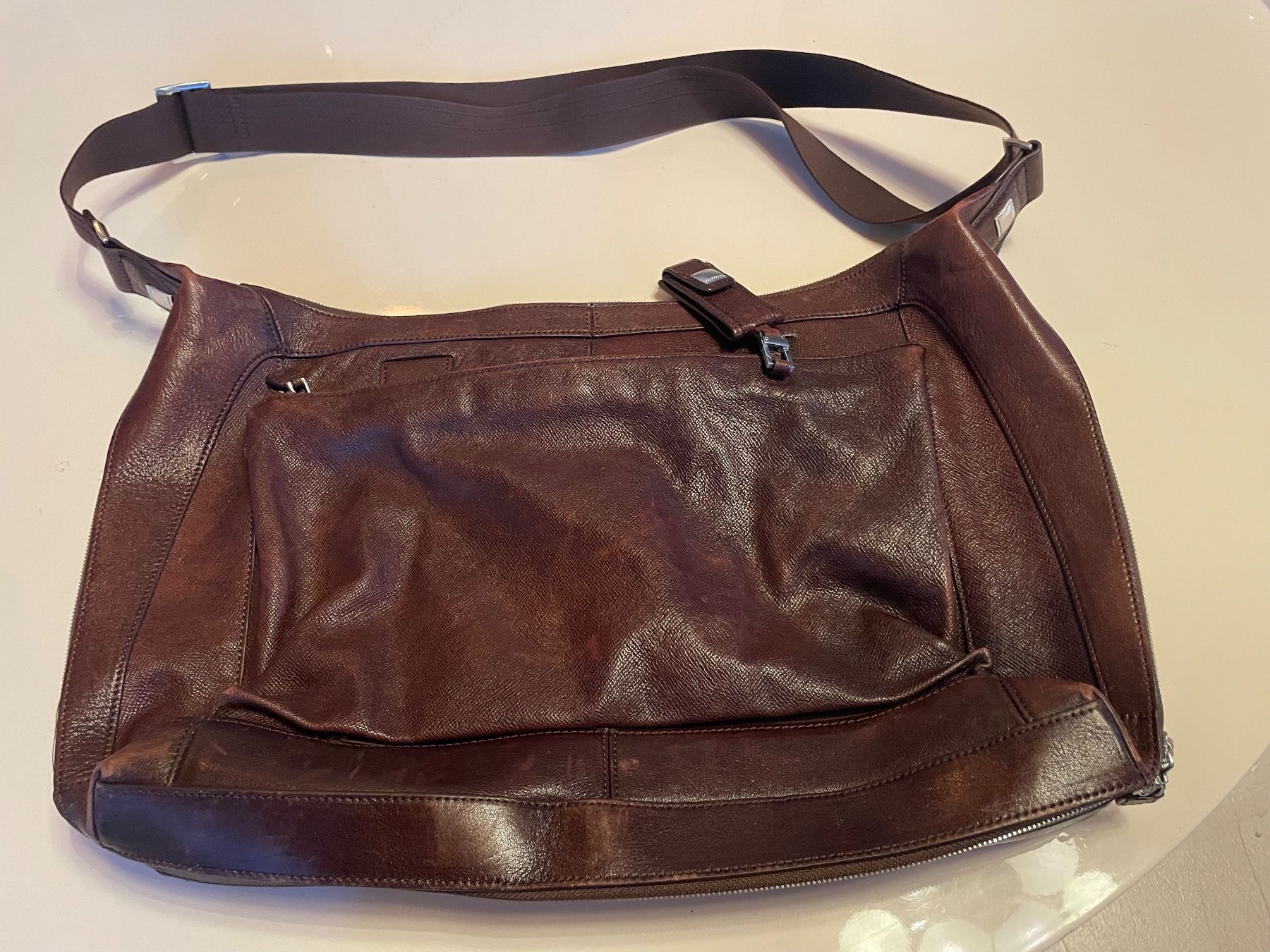 Valigie & Borse: Picardo leder Aktentasche oder Laptoptasche OP 130sfr – Usato da Embrach venduto da xenovolcano 3