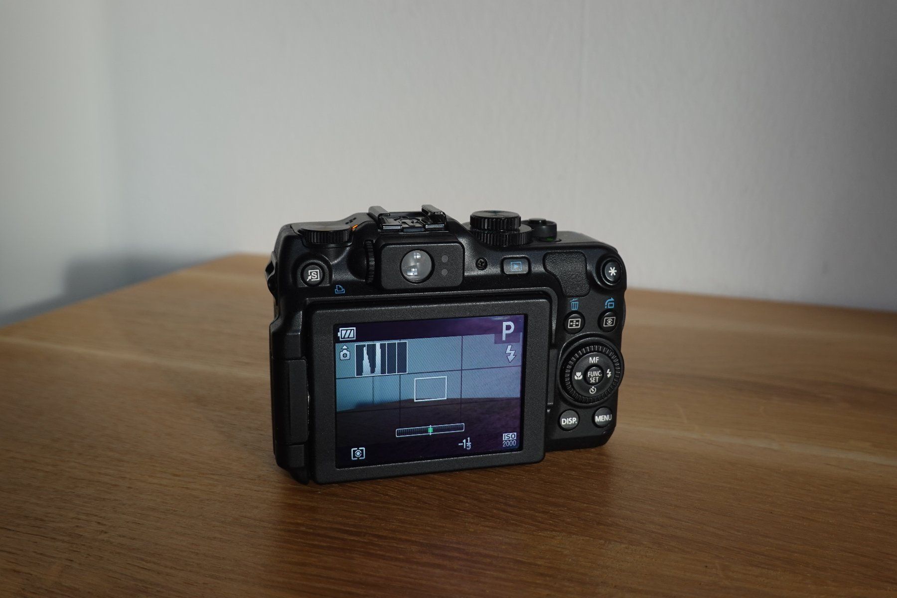 Canon Fotocamera: Canon Powershot G12 - Schwarz – Usato da Fribourg venduto da mar_9vlt 6