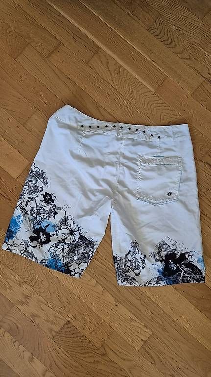 Badehosen: Surf- Badeshorts Protest – Neu und originalverpackt aus Zuerich von Goldfisch737 2