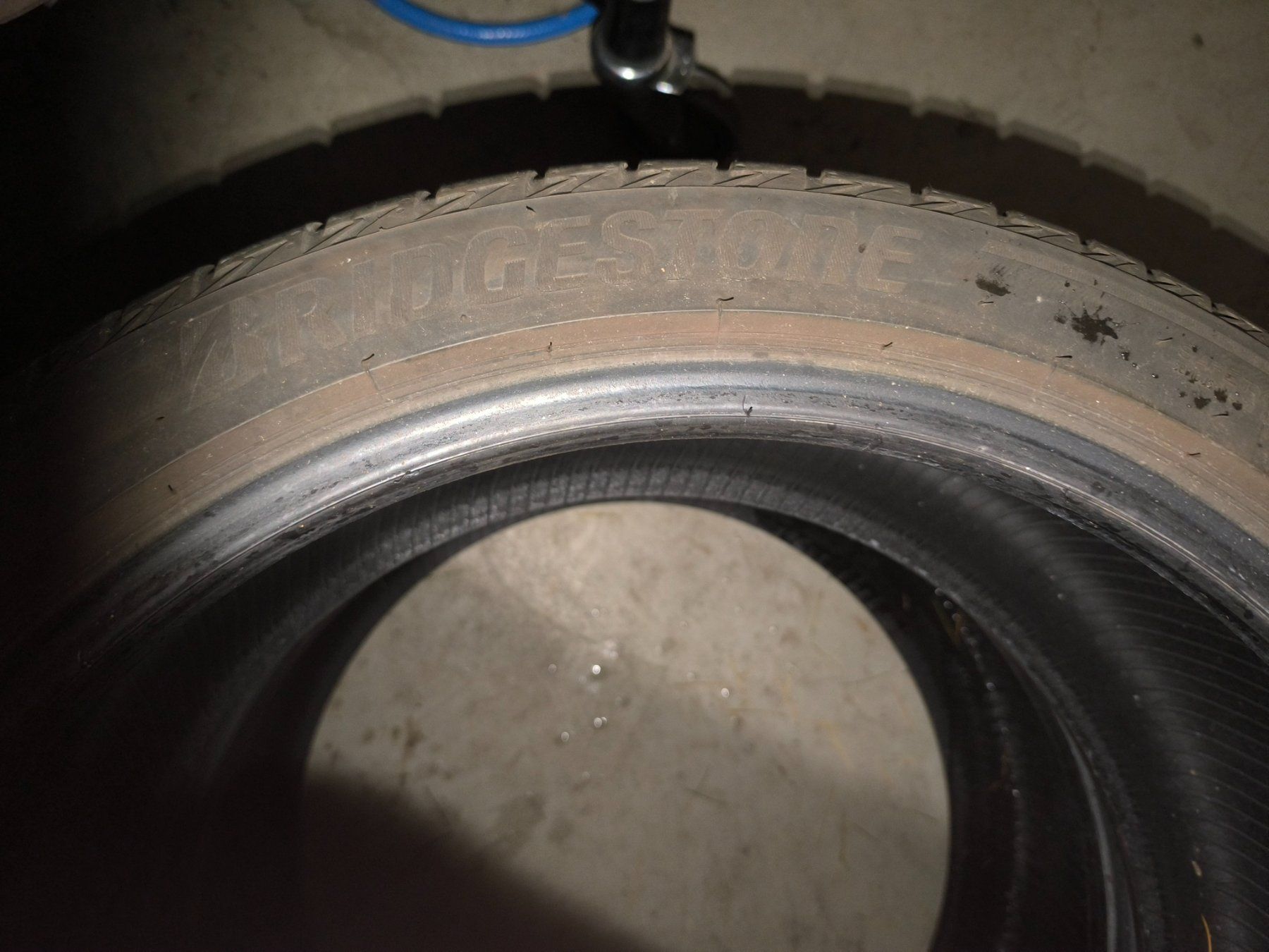 Bridgestone Pneumatici & Ruote complete: 235/40R19 Bridgestone – Usato da Jona venduto da Nabobtuning 1