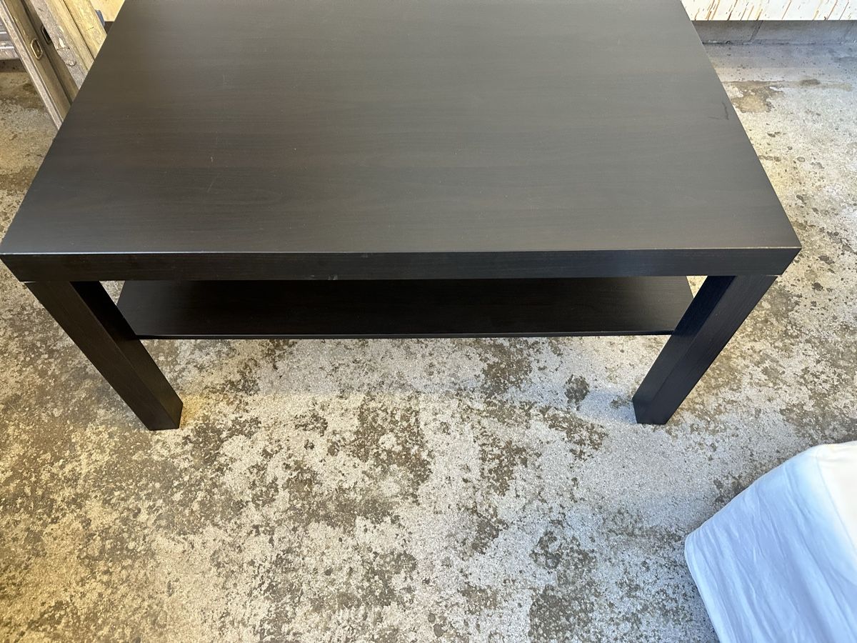 Tavoli: Ikea Salontisch – Usato da Sevelen venduto da Stopglobal. 4