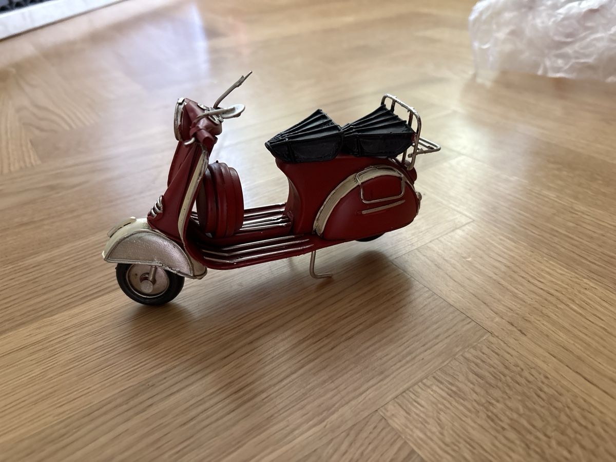 Vespa Kits de montage: Vespa Modell – D'occasion à Zürich par valerio31
