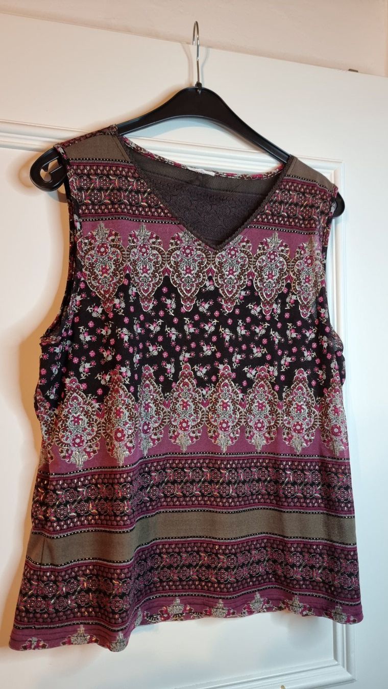Camicette: 🌺Bluse Größe XL🌺 – Usato da Wald ZH venduto da CapLux 3