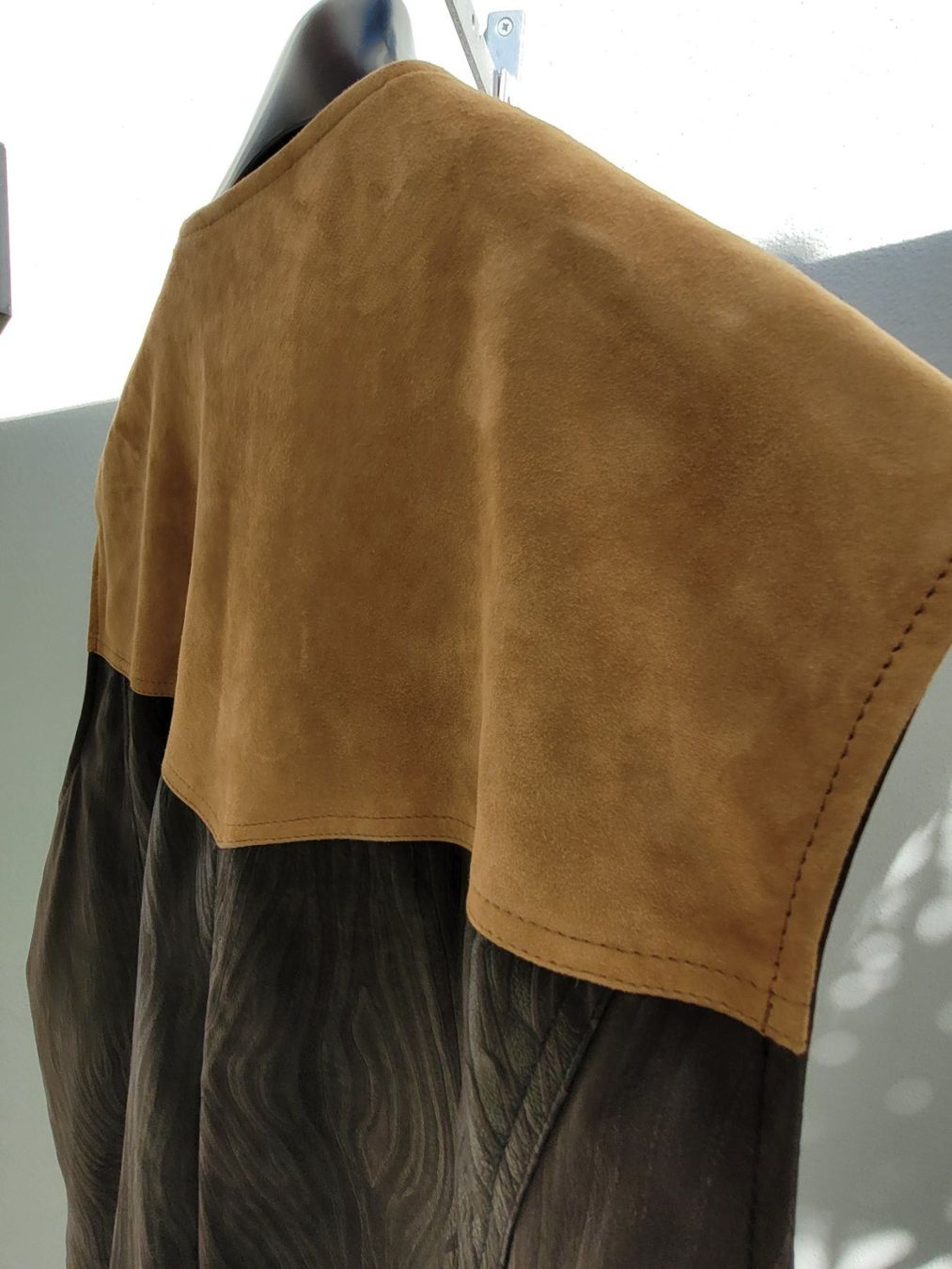 Gilets & Westen: Leder-Gilett – Neu (gemäss Beschreibung) aus Balsthal von Marche 6