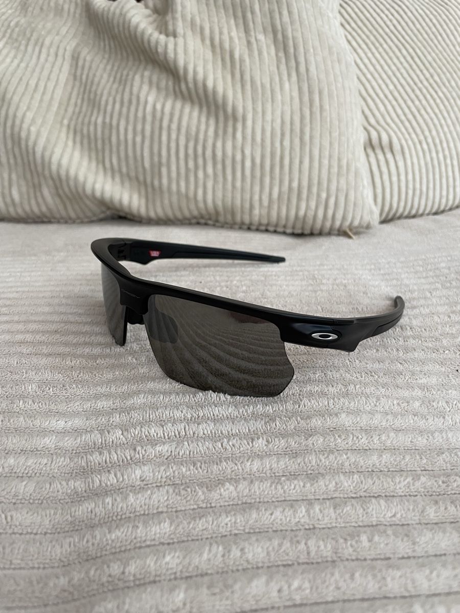 Oakley Occhiali & Lenti: Oakley Bisqhaera – Nuovo (secondo la descrizione) da Bern venduto da Did.b