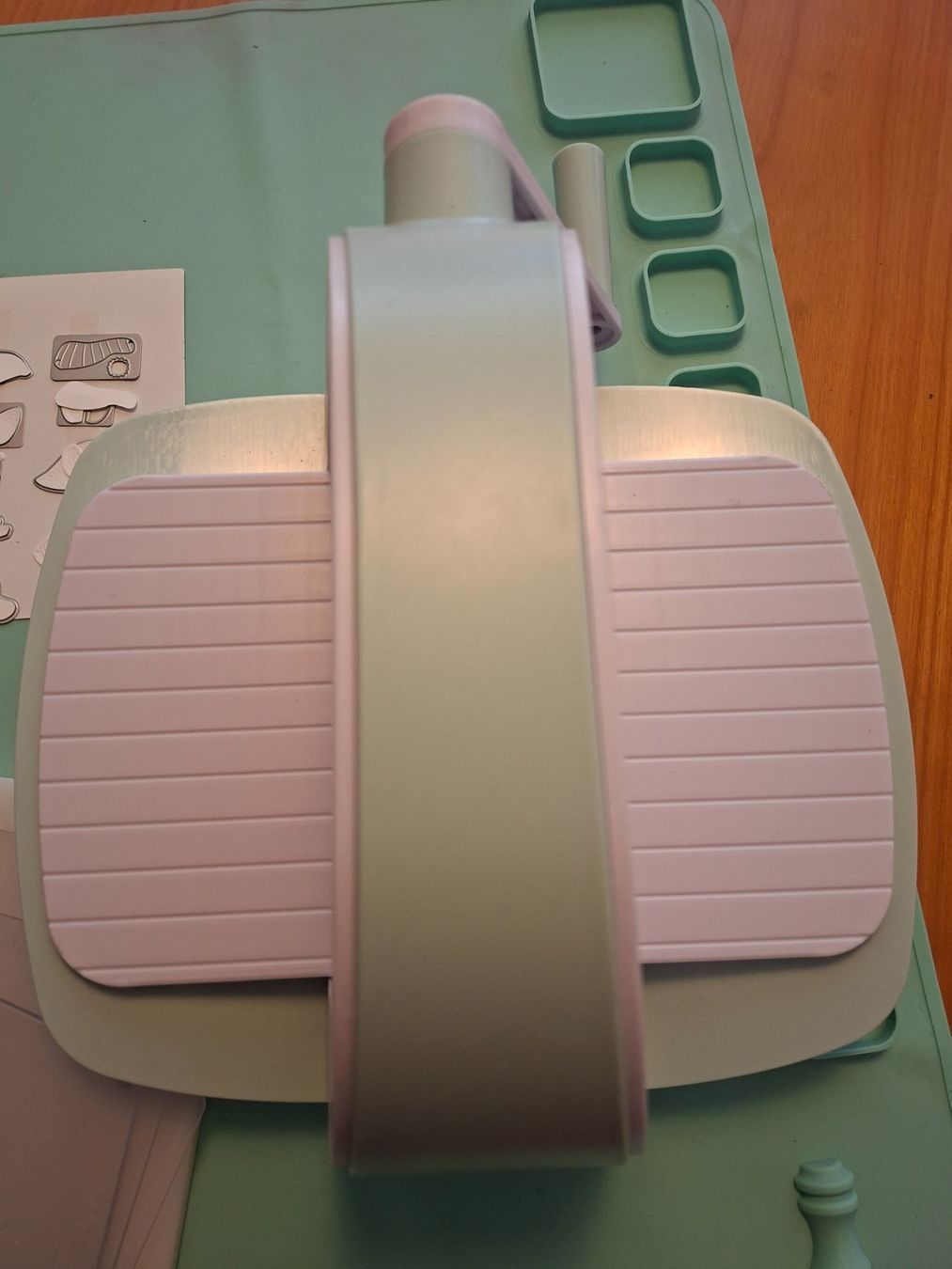 Bastelsets: Cutting / embossing machine (like Sizzix Big Shot) – Gebraucht aus Figino von Palotta 7