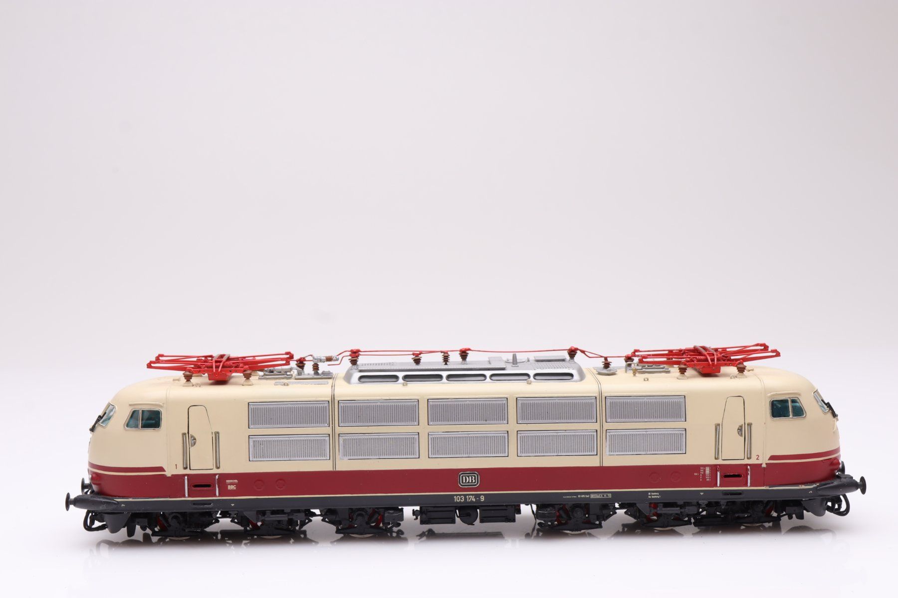 Lemaco Modellini di ferrovie: Lemaco DB BR 103 174-9 DC, H0 – Usato da Ried (Muotathal) venduto da Modellbahn.swiss 1