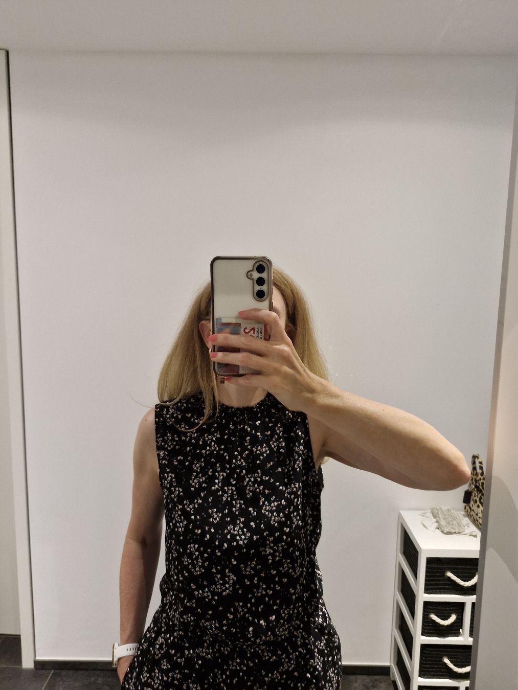 Opus Vestiti: Kleid Opus Grösse 38 Blumenmuster neuwertig – Nuovo (secondo la descrizione) da Bottmingen venduto da mbrunetti1 1