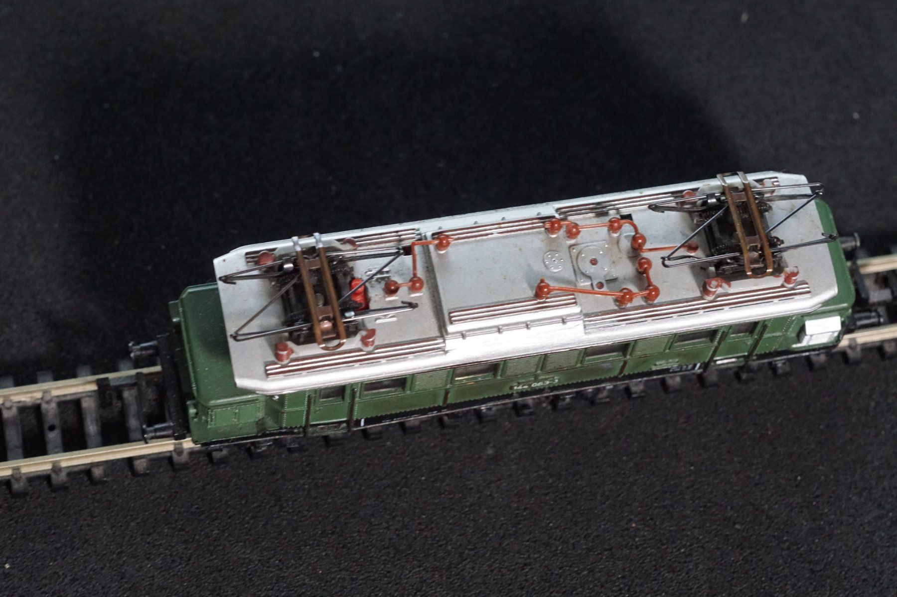 Modellini di ferrovie: DB BR 144 183-3 grün Spur N – Usato da Gränichen venduto da iknow 6