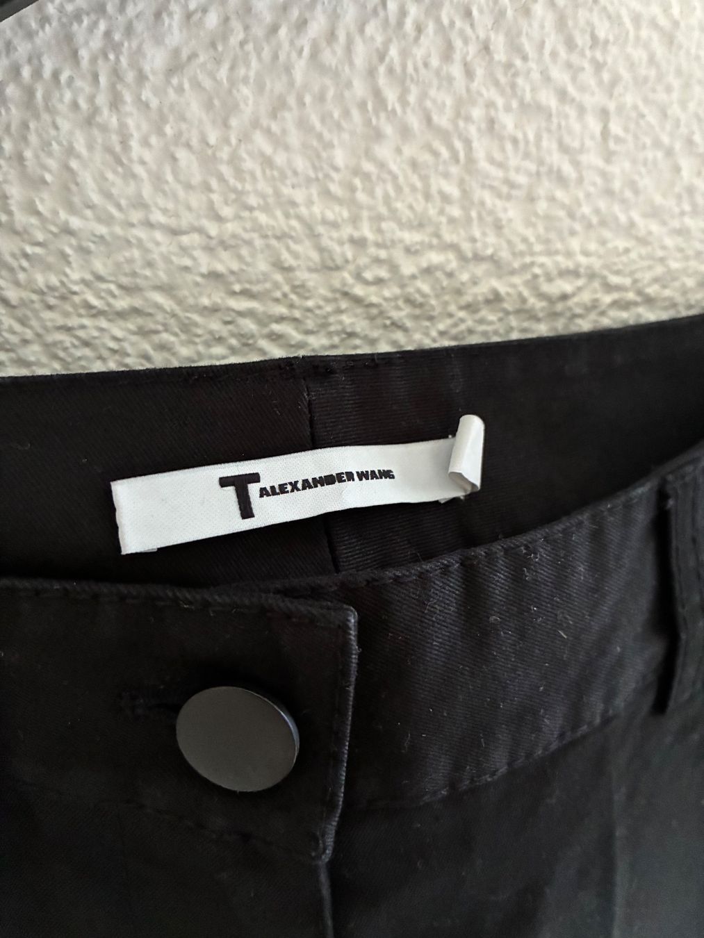 Alexander Wang Pantaloni: Alexander Wang Kurzhose Gr. 25 – Usato da Fribourg venduto da waves55 2