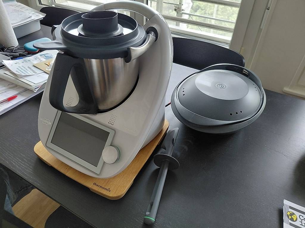 Appareils de cuisine: Thermomix TM6 – D'occasion à Lausanne par D_brulhart 2