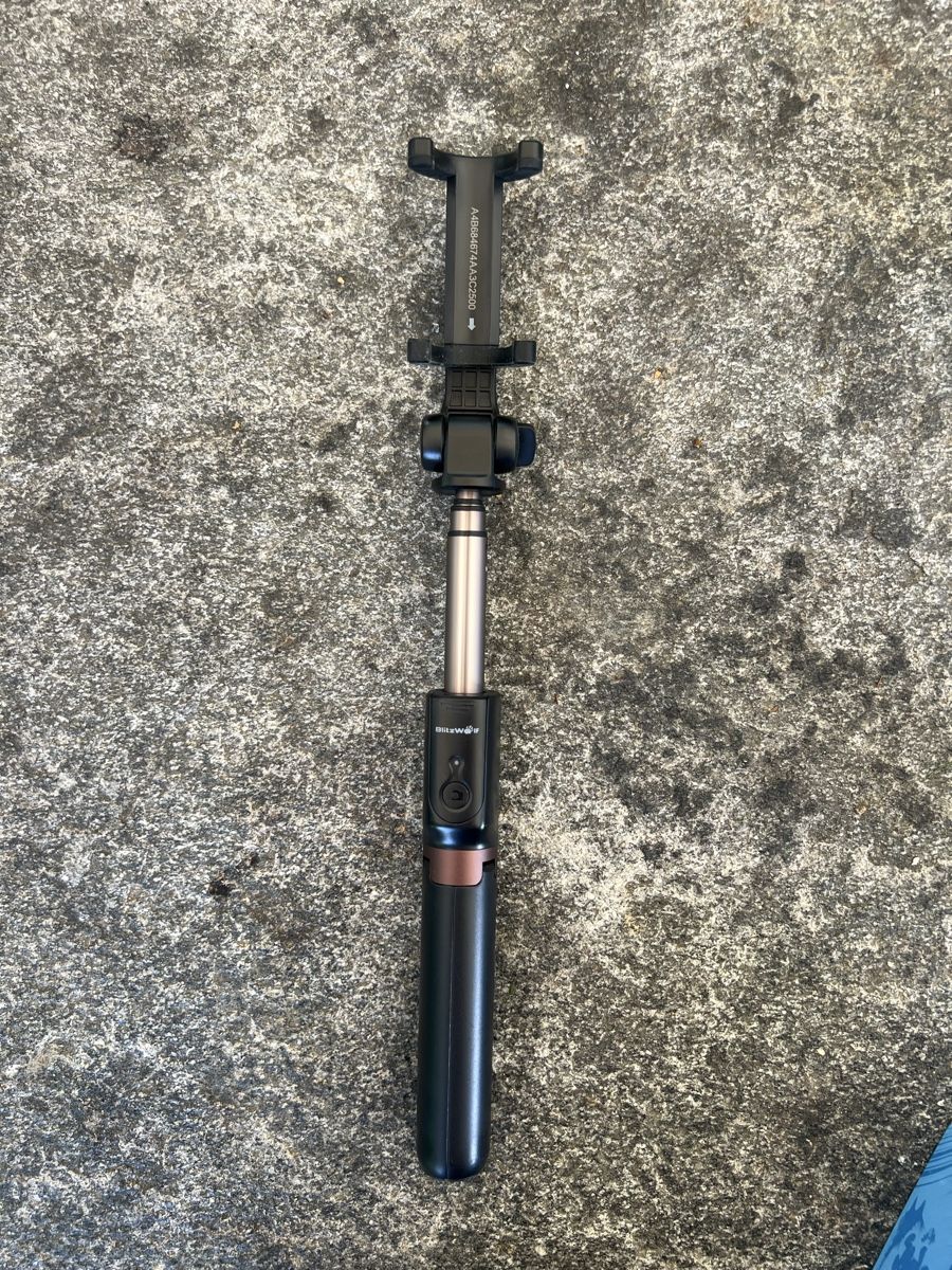 Stative & Köpfe: BlitzWolf 3 in 1 - Handy Stativ, Vlogging, Selfiestick – Neu (gemäss Beschreibung) aus Thun von AvalancheBE 2