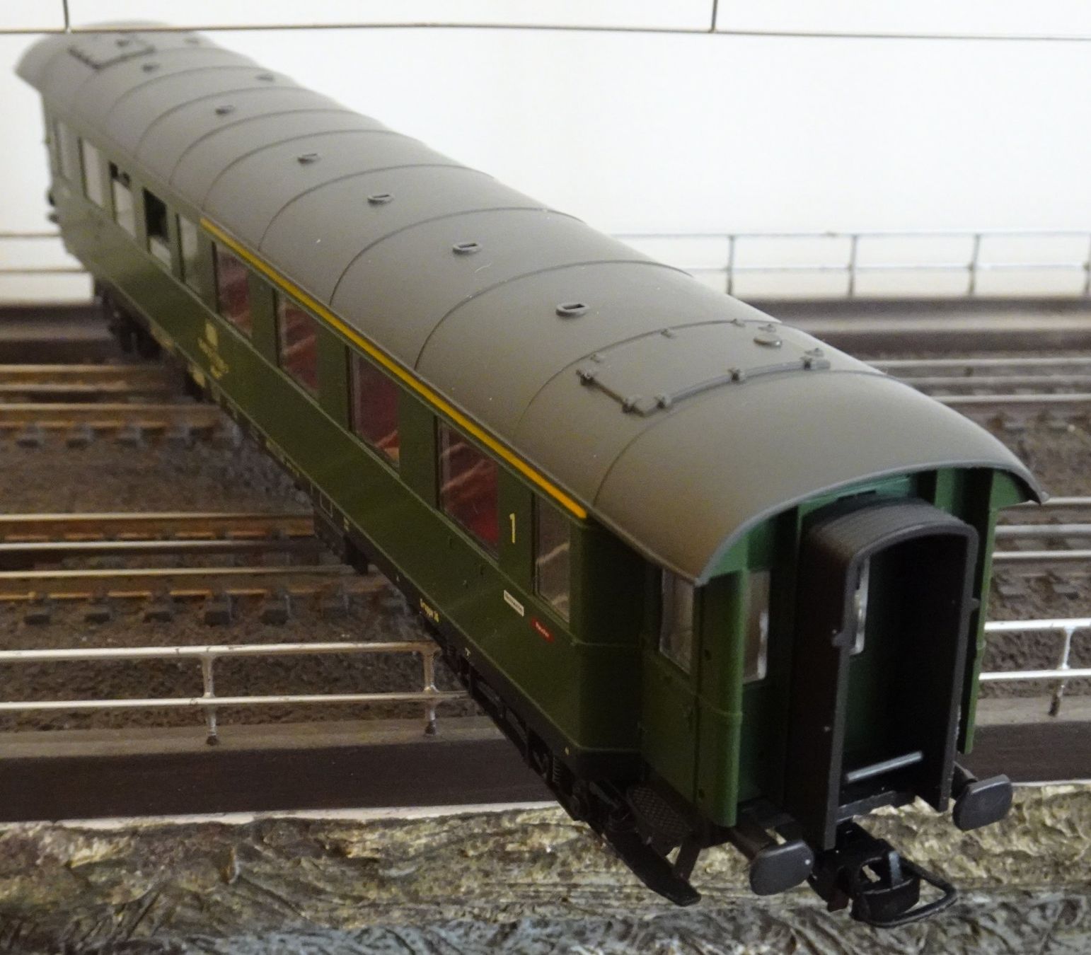 Roco Modellini di ferrovie: Roco 44552, DB Eilzugwagen 1./2. Klasse – Usato da Grossaffoltern venduto da berner85 2