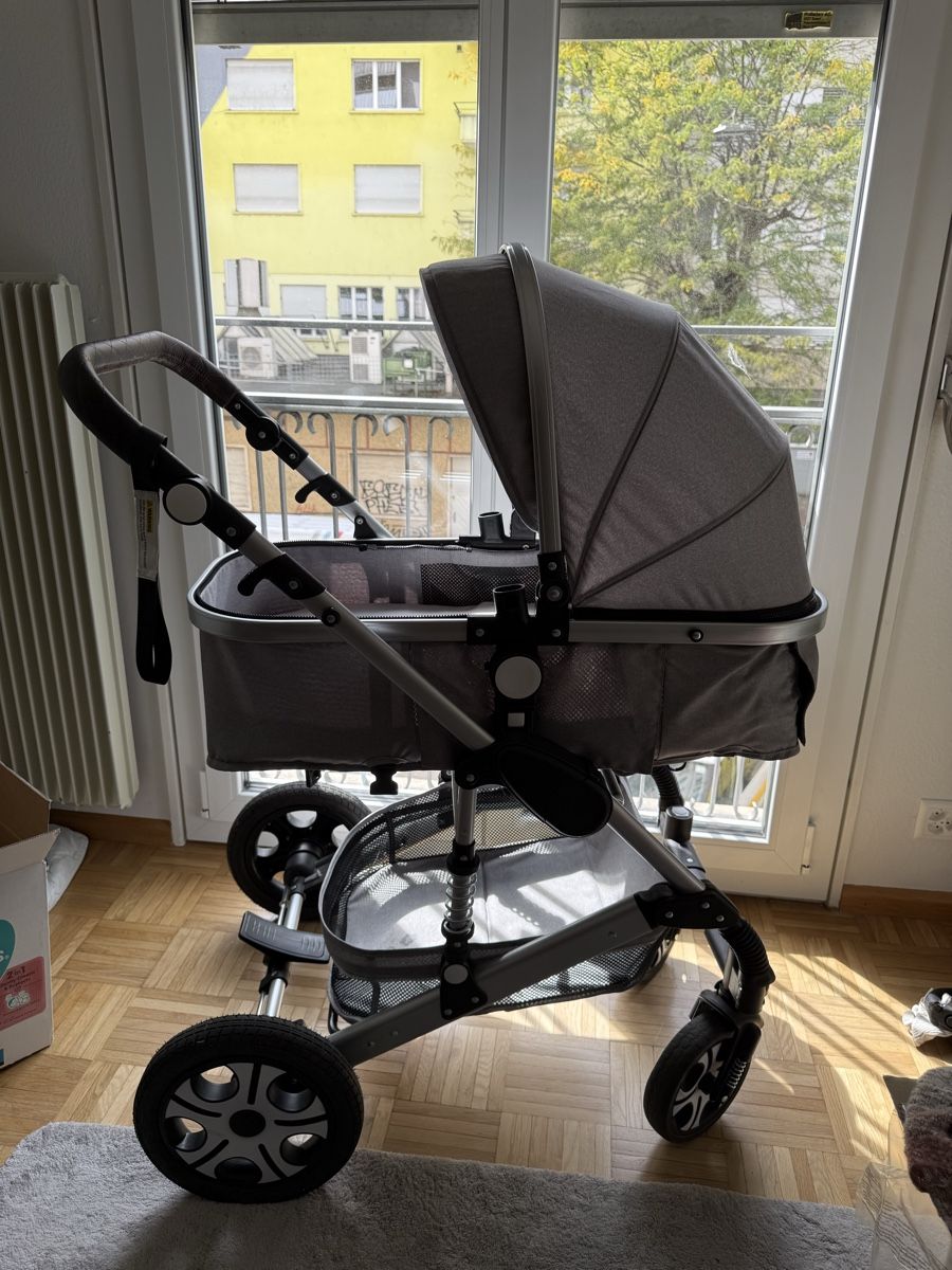 Carrozzine: Kinderwagen Neu – Nuovo (secondo la descrizione) da Basel venduto da Rodriguez_Erika