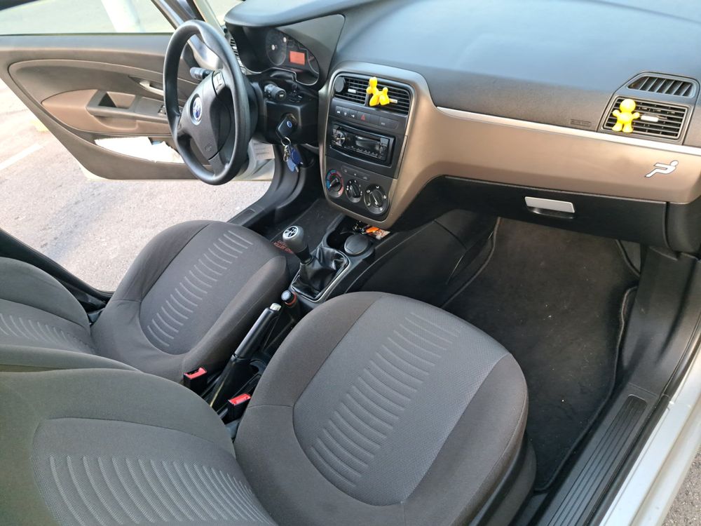 Fiat Automobili: Frisch MFK Fiat Punto 1.4 Benzin 85000Km Automatikgetriebe – Usato da Emmenbrücke venduto da Qalku.live.it 5