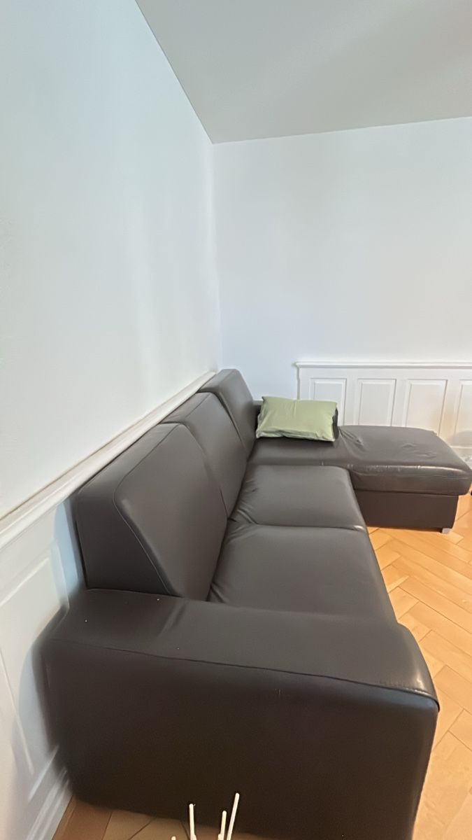 Divani: Schlafsofa mit Chaiselongue – Usato da Zürich venduto da enz_cf8l 1