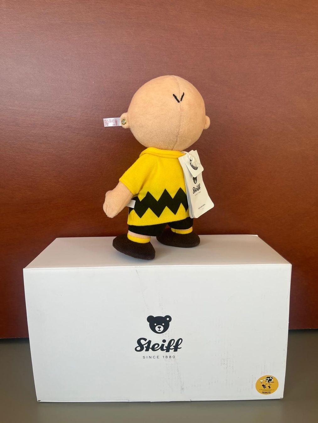Steiff Bambole: Steiff Charlie Brown Puppe – Nuovo (secondo la descrizione) da Basel venduto da SinaVa 2