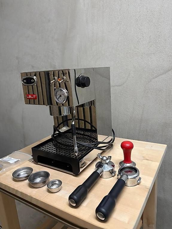 Machines à café & Machines à expresso: Lelit PL41TEM Anna  Espressomaschine – Défectueux à Mels par Zwiebelbrot 1