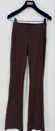 # WOMAN - Hose ,,flare‘‘ Gr. XS - H&M DIVIDED #