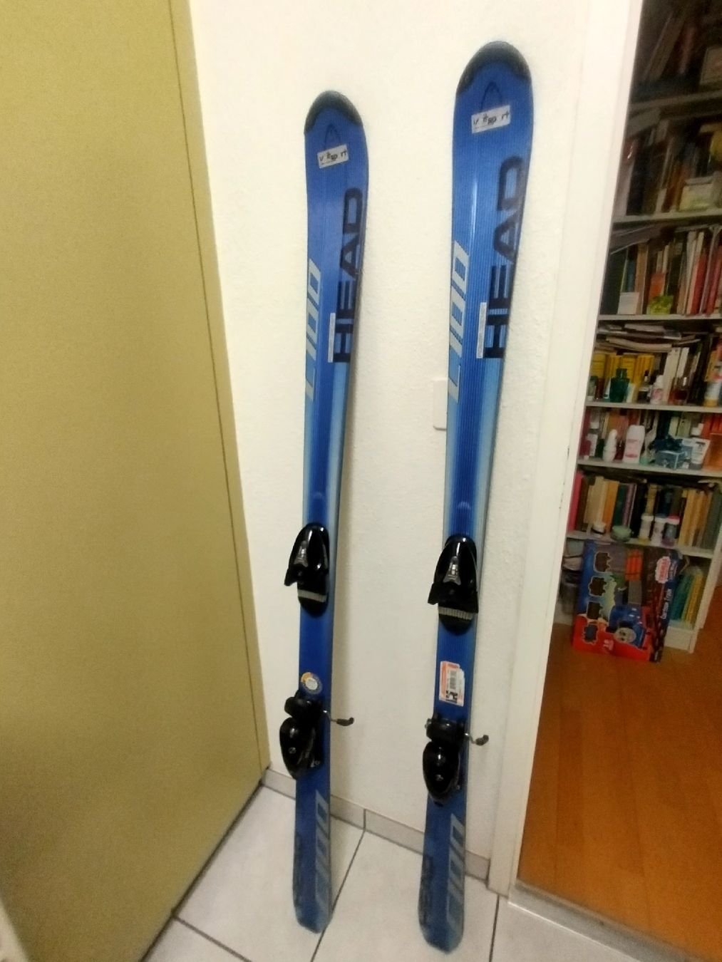 Head Sci: Ski Head mit Bindung – Usato da Zürich venduto da Modjbul