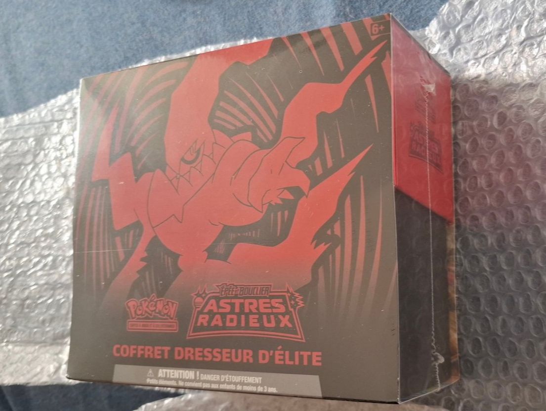 Pokémon Sammelbilder & Trading cards: ETB Astres Radieux – Neu (gemäss Beschreibung) aus Neuchâtel von papillon1974 1